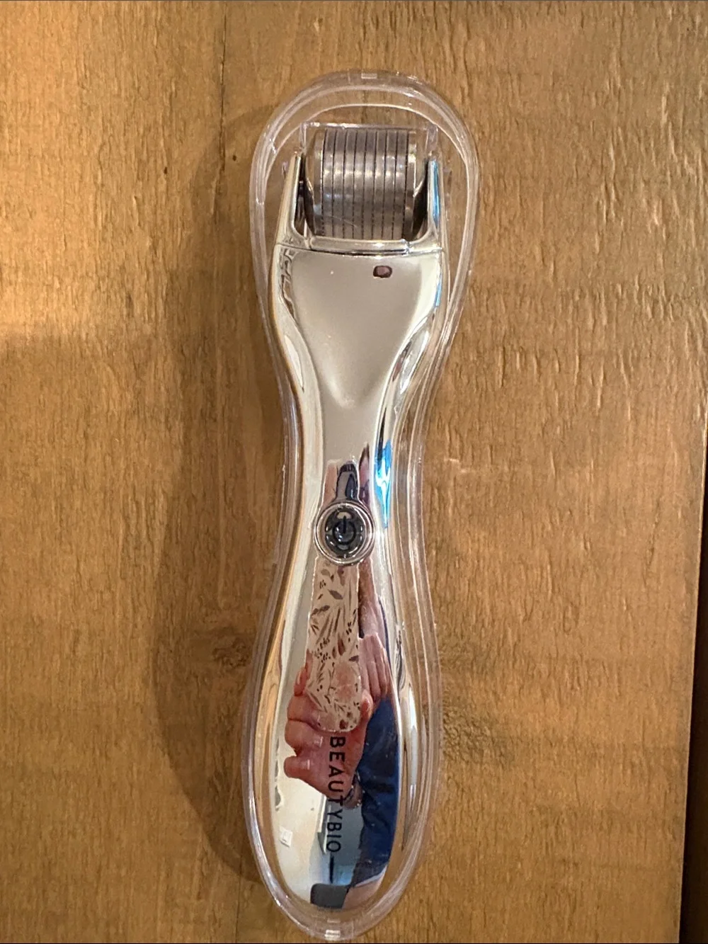 BeautyBio GloPRO Microneedling Tool